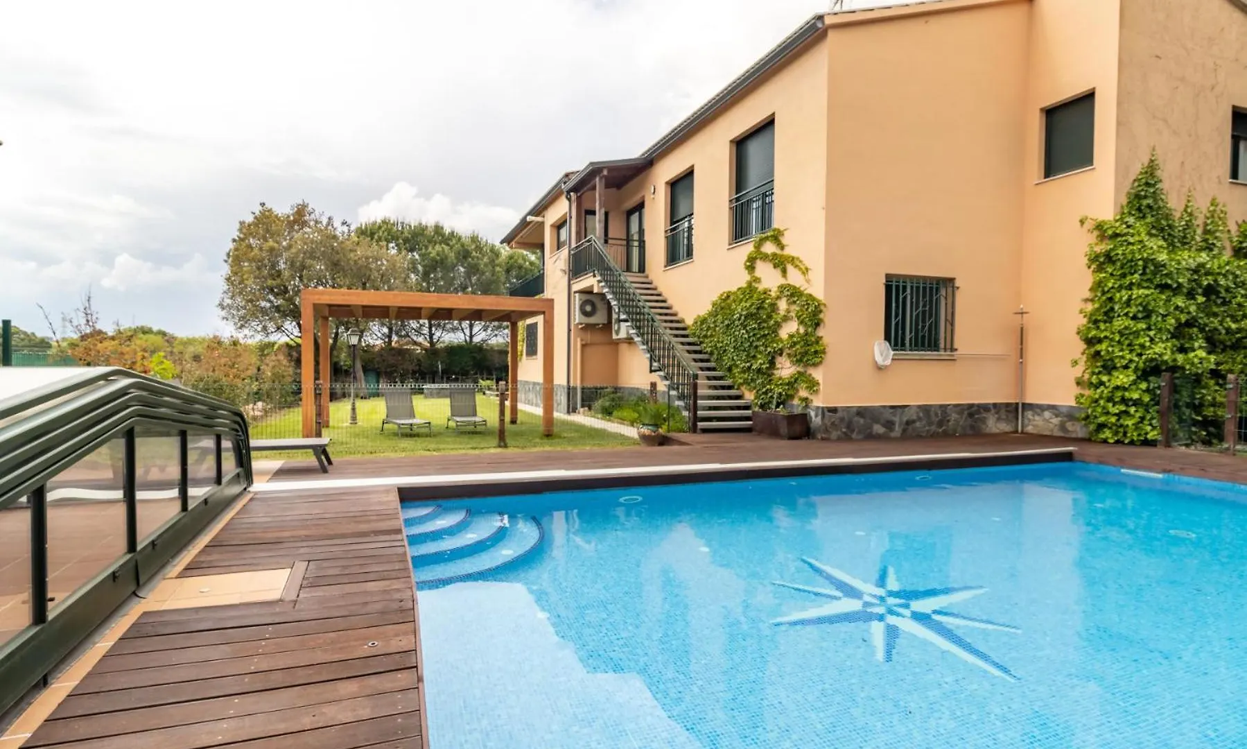 فيلا Ca La Iaia Casa Con Piscina Y Jardin خيرونا شاليه